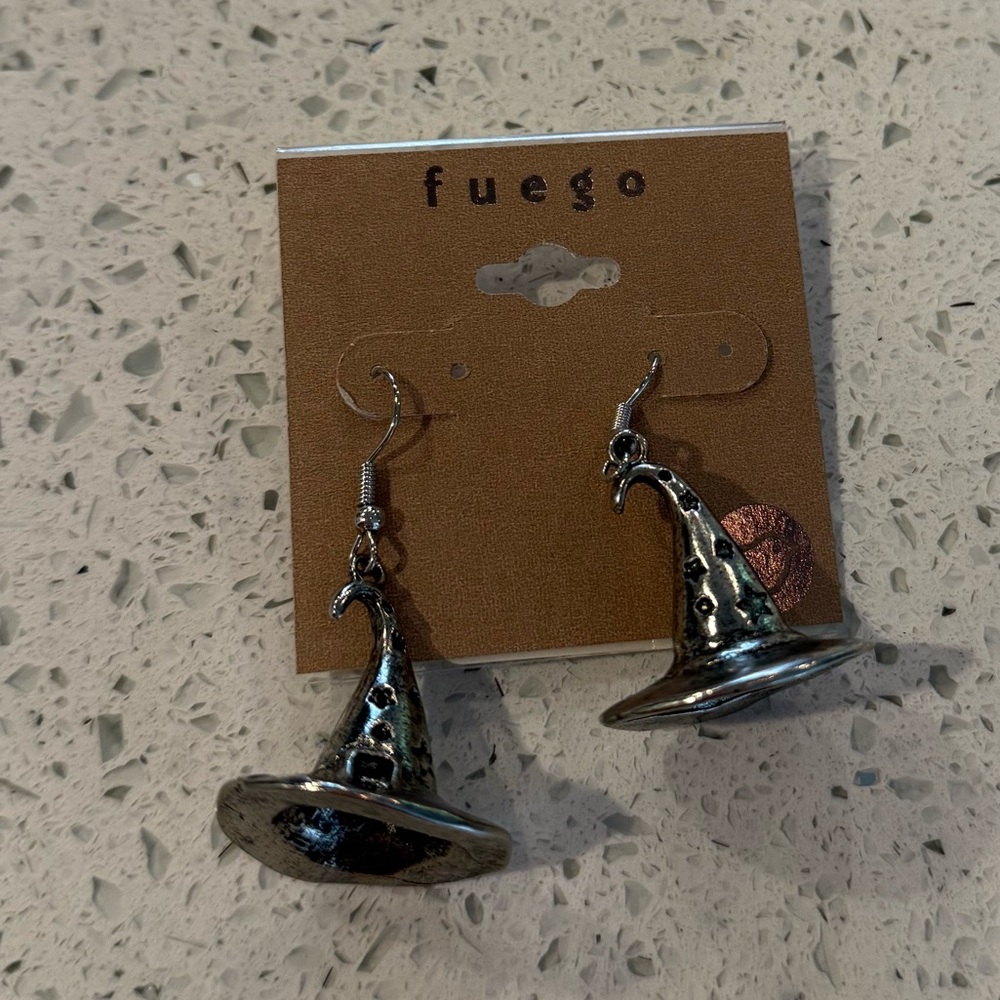 Fuego NWT Witches Hat Stars Silver Tone Dangle Earrings for Halloween